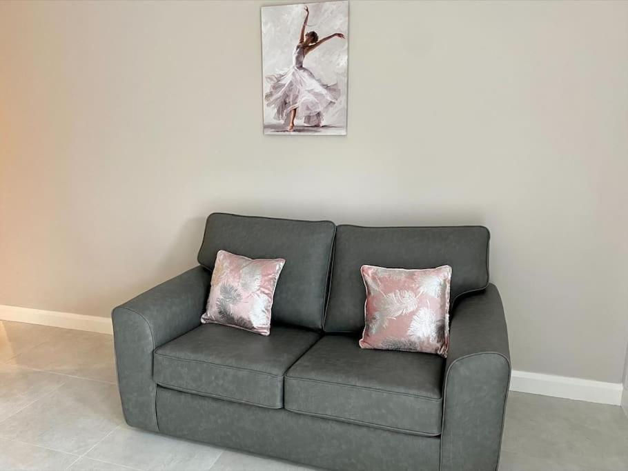 אניסקילן Erne Getaway No.8 Brand New 1 Bed Apartment מראה חיצוני תמונה